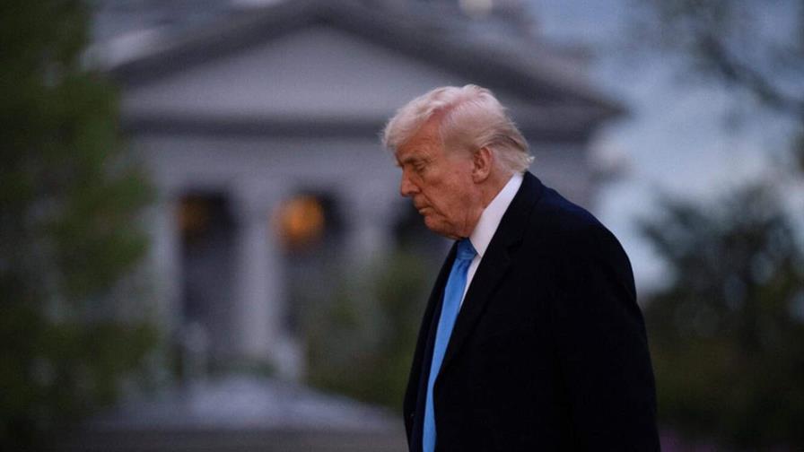 Trump anuncia inversión de 12,000 millones de dólares para reserva de minerales críticos Trump anuncia inversión de 12,000 millones de dólares para reserva de minerales críticos