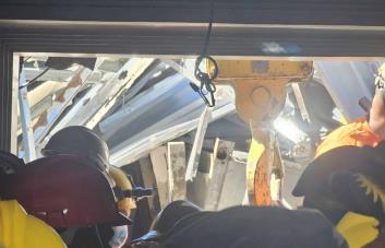 El silencio es crucial para el rescate de las víctimas de la tragedia en la discoteca Jet Set