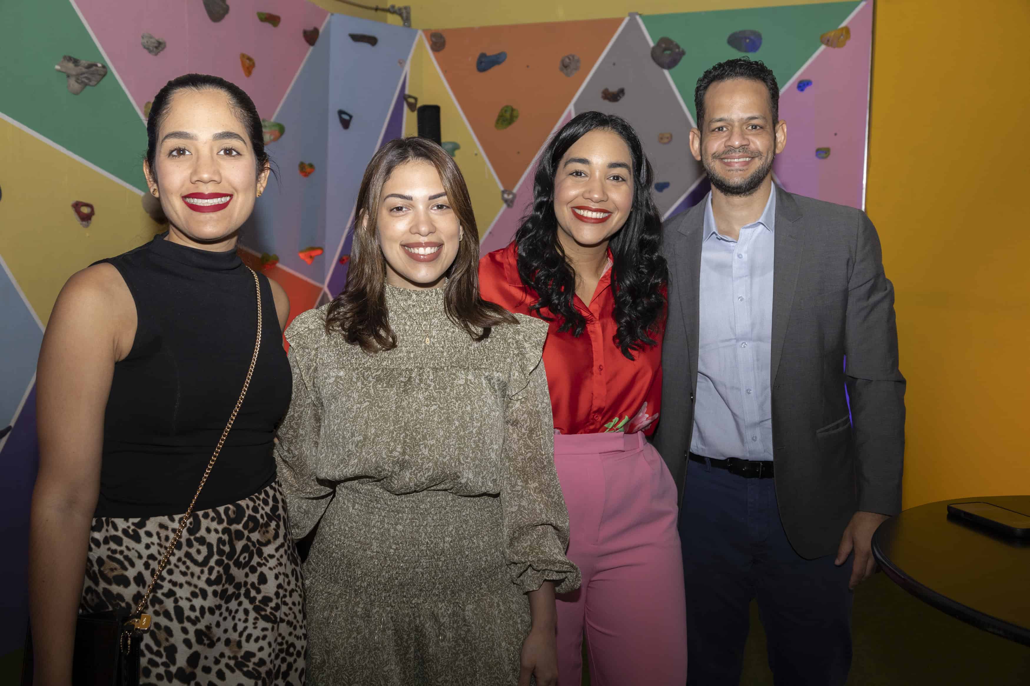Iris Hoffiz, Lourdes Jiménez, Marilerdy Bencosme y Ariel Leonor.