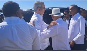 El presidente Luis Abinader asiste al funeral de la gobernadora Nelsy Cruz en Montecristi El presidente Luis Abinader asiste al funeral de la gobernadora Nelsy Cruz en Montecristi