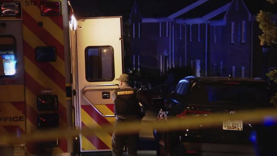 Tiroteo en complejo residencial de Virginia deja tres muertos y tres heridos Tiroteo en complejo residencial de Virginia deja tres muertos y tres heridos