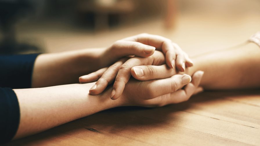 Cómo hablar con niños y adolescentes sobre tragedias que involucran la pérdida de seres queridos Cómo hablar con niños y adolescentes sobre tragedias que involucran la pérdida de seres queridos