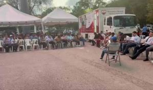 Más de mil personas se movilizan para donar sangre a las víctimas de la discoteca Jet Set Más de mil personas se movilizan para donar sangre a las víctimas de la discoteca Jet Set