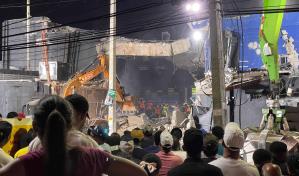 En silencio y sin dormir: familiares esperan noticias mientras siguen labores de rescate en Jet Set