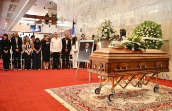 Entre lágrimas y música, dan el último adiós a Rubby Pérez en el Teatro Nacional