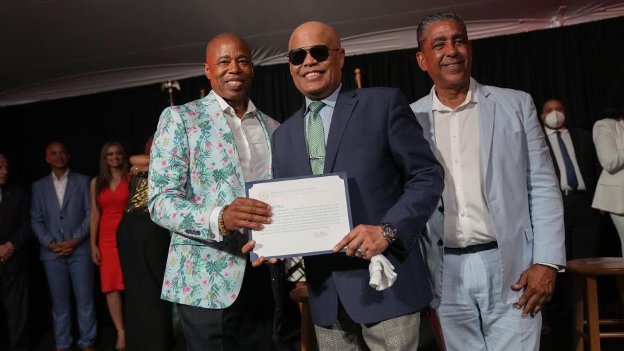 Alcalde de Nueva York recuerda a Rubby Pérez tras su muerte en discoteca Jet Set Alcalde de Nueva York recuerda a Rubby Pérez tras su muerte en discoteca Jet Set