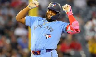 La ingeniería financiera que ahorrará fortuna en impuestos a Guerrero Jr.