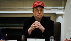 Tesla cae un 14 % en bolsa tras tensarse la disputa entre Trump y Musk