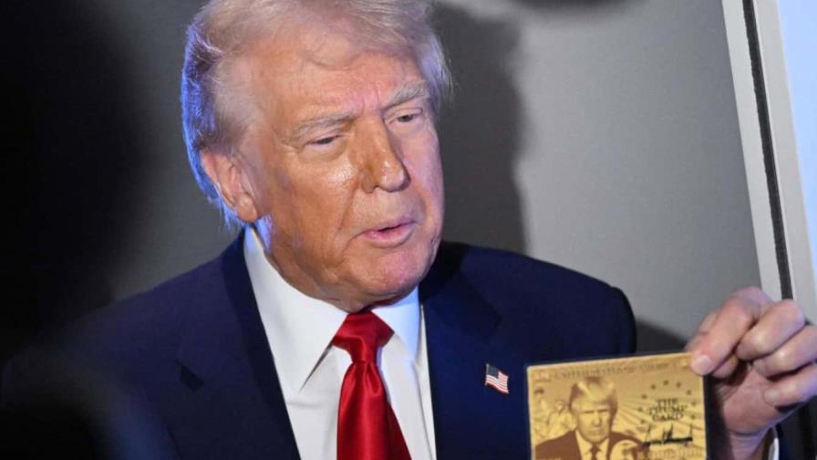Donald Trump presenta sitio web para obtener la residencia dorada por cinco millones de dólares Donald Trump presenta sitio web para obtener la residencia dorada por cinco millones de dólares