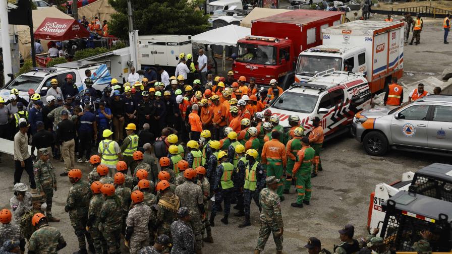Apesadumbrado, Juan Manuel Méndez reporta 221 víctimas en la tragedia de Jet Set
