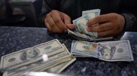 Valoran las medidas de la Junta Monetaria para contener el alza del dólar