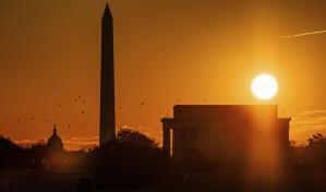 Trump quiere que el Congreso elimine el cambio de hora y mantenga el horario de verano