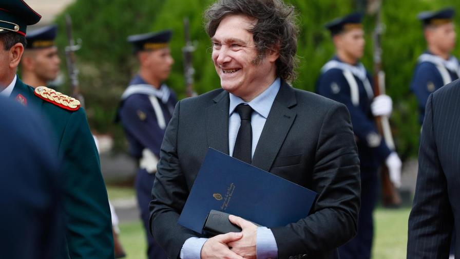 Directorio ejecutivo del FMI aprueba programa para Argentina de 20,000 millones de dólares Directorio ejecutivo del FMI aprueba programa para Argentina de 20,000 millones de dólares