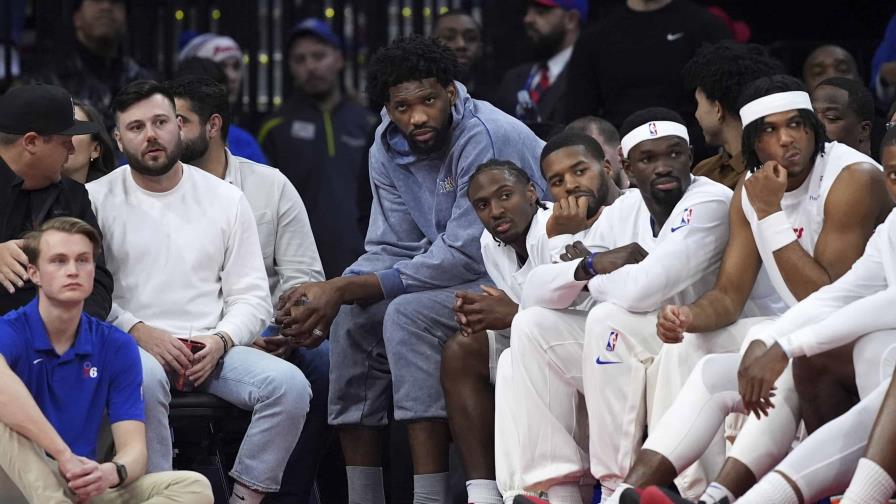 Pívot de Sixers Joel Embiid se somete a cirugía artroscópica en la rodilla izquierda Pívot de Sixers Joel Embiid se somete a cirugía artroscópica en la rodilla izquierda