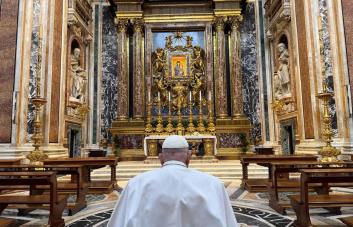El papa Francisco pide recordar a las víctimas de a discoteca Jet Set en Domingo de Ramos