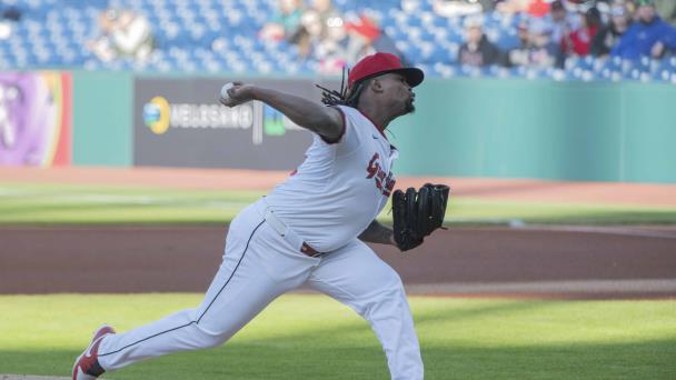 Video | Luis Ortiz poncha a 10 en su debut en casa y Guardianes vencen a Reales