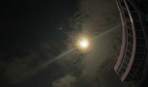 Luna llena ilumina un Estadio Quisqueya que grita Dios Fuerte junto a Barak