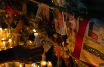 “Esto me superó como persona”: el relato de la fotógrafa forense que asistió en tragedia en Jet Set