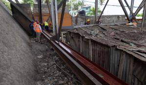 Empresa inicia reparación crítica en el puente de la 17 del lado de Santo Domingo Este