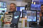 Wall Street cierra al alza aliviada por las exenciones arancelarias a la tecnología
