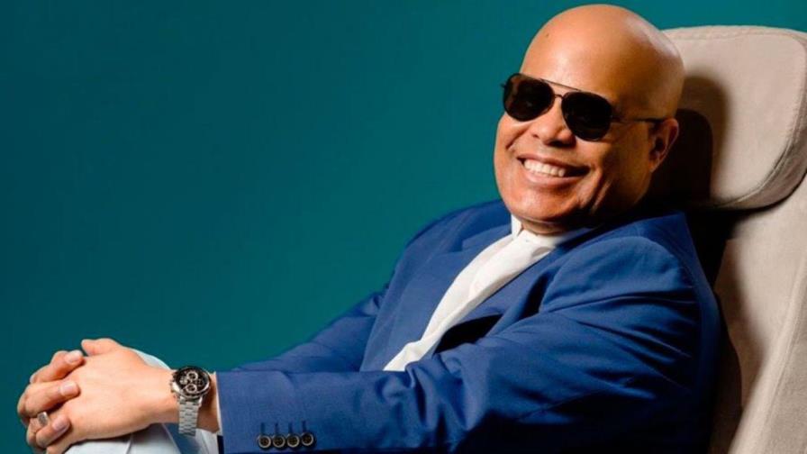 Álbum "Grandes Éxitos" de Rubby Pérez entra a la lista Tropical Albums de Billboard Álbum "Grandes Éxitos" de Rubby Pérez entra a la lista Tropical Albums de Billboard