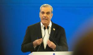 Abinader: "Fui el padrino de bodas del hijo de Eduardo Estrella y éramos familia"