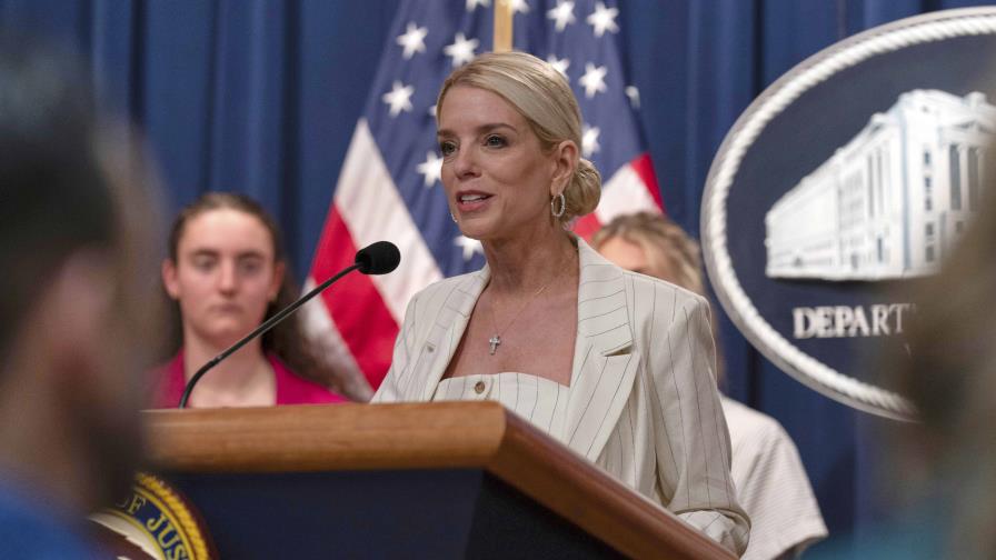 Trump demanda a Maine por participación de atletas transgénero en deportes femeninos Trump demanda a Maine por participación de atletas transgénero en deportes femeninos