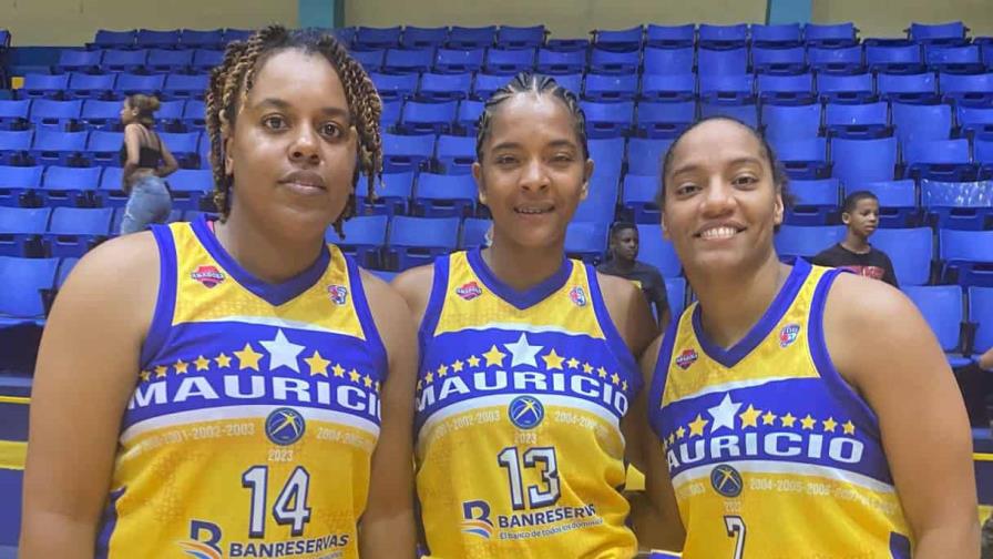 Mauricio Báez y San Carlos triunfan en inicio torneo basket superior femenino de Abadina Mauricio Báez y San Carlos triunfan en inicio torneo basket superior femenino de Abadina