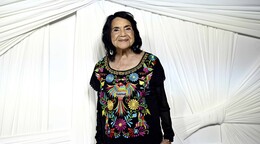 Fallece a los 96 a&ntilde;os Dolores Huerta, pionera latina del movimiento campesino en EE. UU.