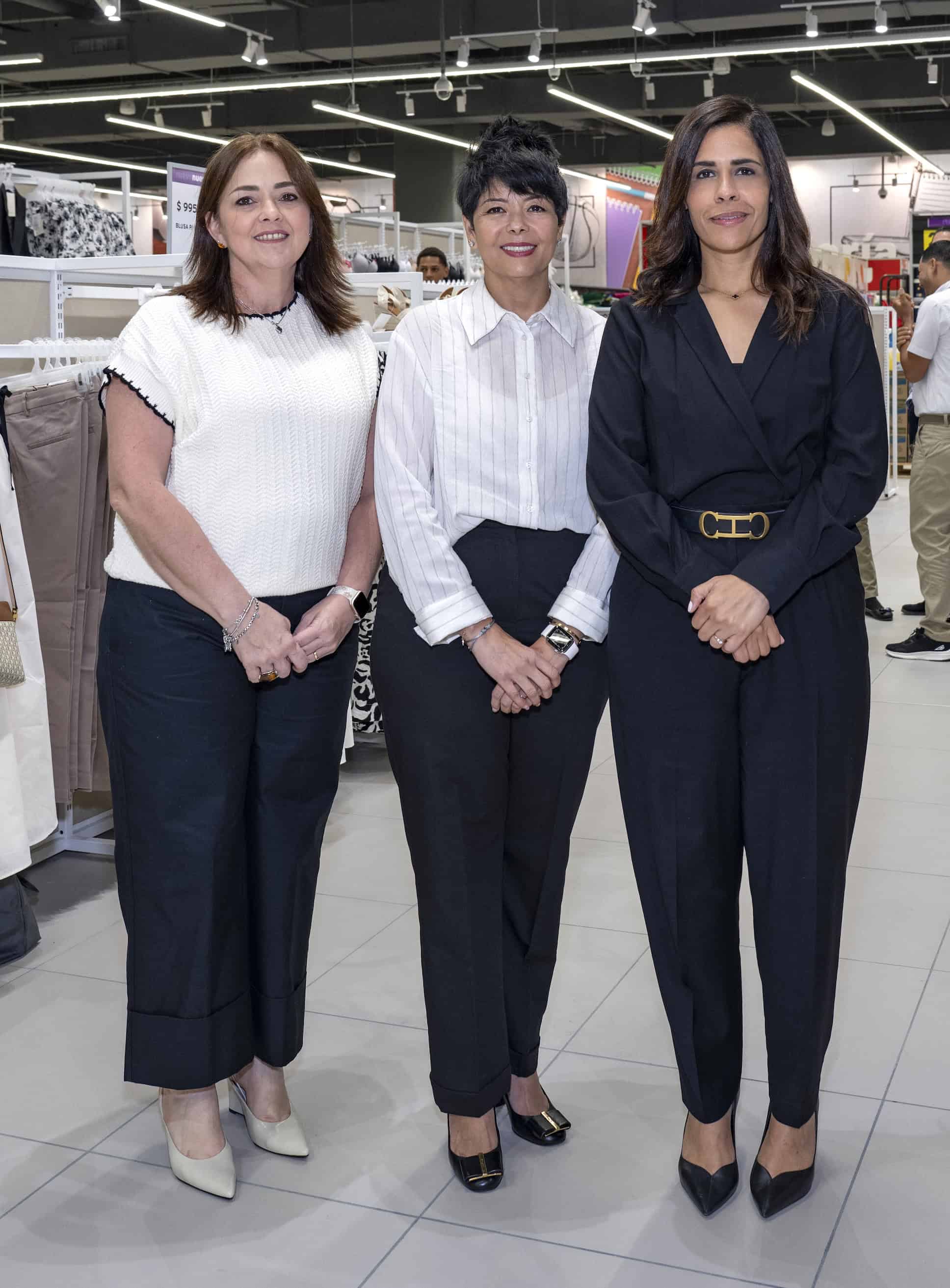 Celeste Somoza, Cinthia Antonio y Madelyn Martínez.