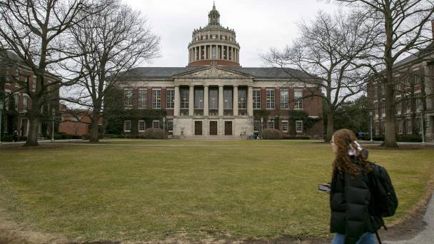 Al menos 901 estudiantes internacionales han perdido su visa bajo la administración Trump