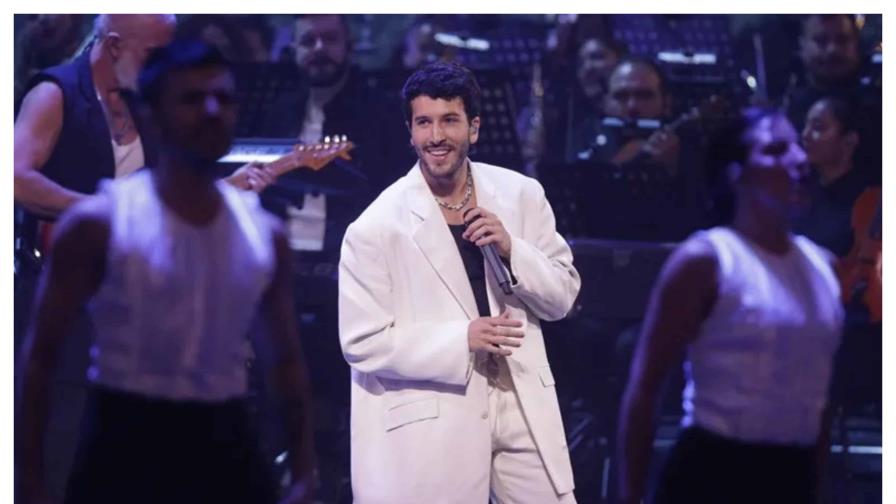 Sebastián Yatra se renueva con su nuevo álbum Milagro Sebastián Yatra se renueva con su nuevo álbum Milagro