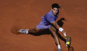 Alcaraz gana octavo partido seguido y avanza a semifinales en Barcelona Alcaraz gana octavo partido seguido y avanza a semifinales en Barcelona