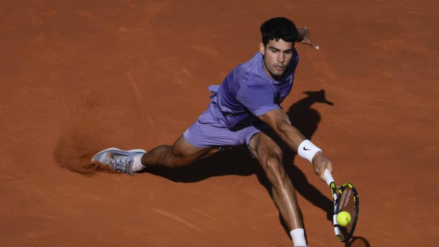 Alcaraz gana octavo partido seguido y avanza a semifinales en Barcelona Alcaraz gana octavo partido seguido y avanza a semifinales en Barcelona
