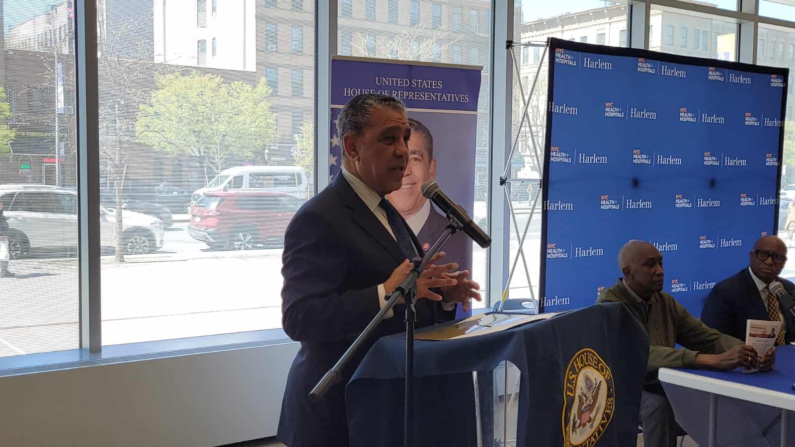 El congresista Adriano Espaillat durante la jornada Medicaid Importa.