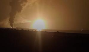 Ataques de EE. UU. contra un puerto petrolero de Yemen dejan 74 muertos y 171 heridos