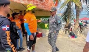 Autoridades mantienen supervisión "activa" este Viernes Santo en balnearios de La Romana