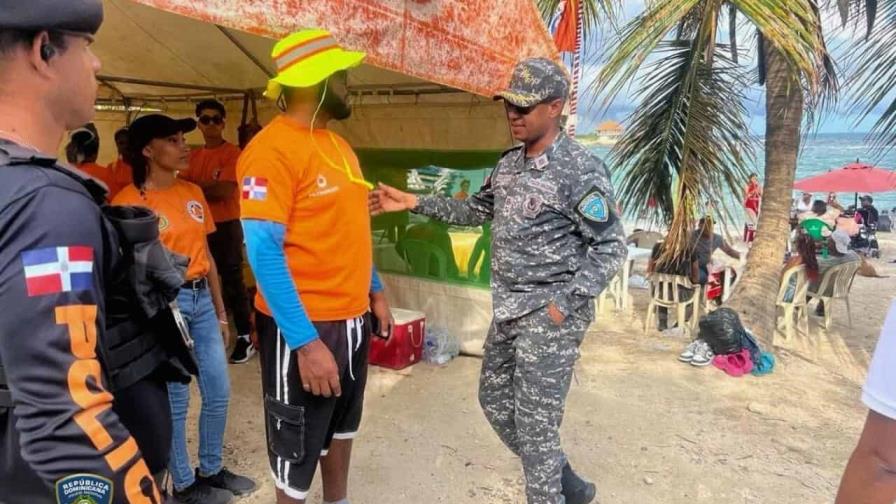 Autoridades mantienen supervisión "activa" este Viernes Santo en balnearios de La Romana Autoridades mantienen supervisión "activa" este Viernes Santo en balnearios de La Romana
