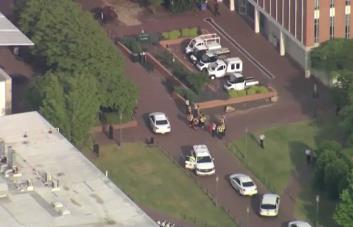 Hijo de policía mata a dos personas en un tiroteo en universidad de Florida