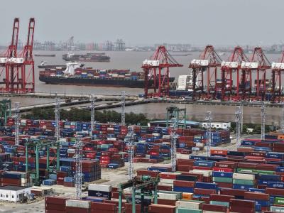 Estados Unidos y China suspenderán tasas portuarias mutuas