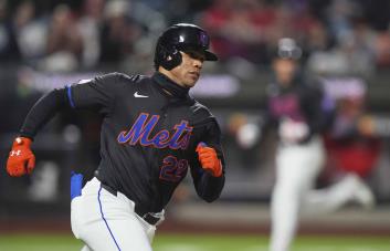 Juan Soto empuja dos para empatar, y Lindor con jonrón hace que Mets dejen en el terreno a San Luis