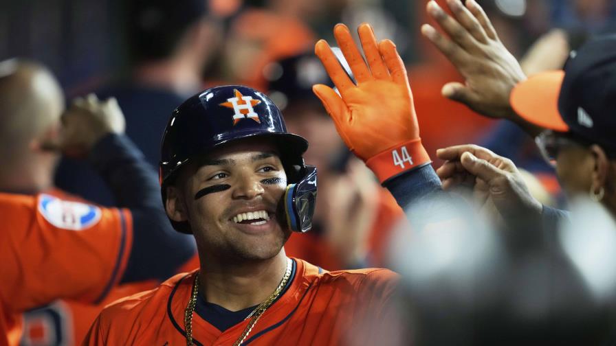 Novato Smith suma 2 jonrones y 4 impulsadas para que Astros se impongan 6-4 a Padres Novato Smith suma 2 jonrones y 4 impulsadas para que Astros se impongan 6-4 a Padres