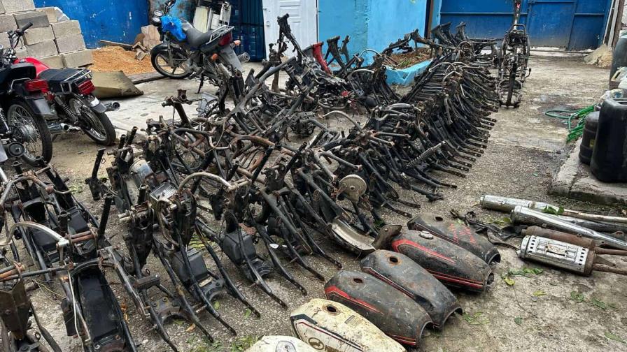 Dintel desmantela red de desguace y apresa hombre con 61 chasis de motocicletas y otras piezas Dintel desmantela red de desguace y apresa hombre con 61 chasis de motocicletas y otras piezas