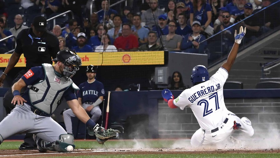 Con las piernas de Vladimir Guerrero Jr., Toronto vence en entradas extras a Detroit
