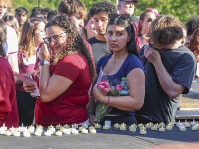 Clases reanudan el lunes tras tiroteo en universidad de Florida