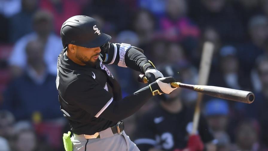 Vaughn batea HR de 2 carreras y Medias Blancas vencieron 8-4 a Medias Rojas Vaughn batea HR de 2 carreras y Medias Blancas vencieron 8-4 a Medias Rojas