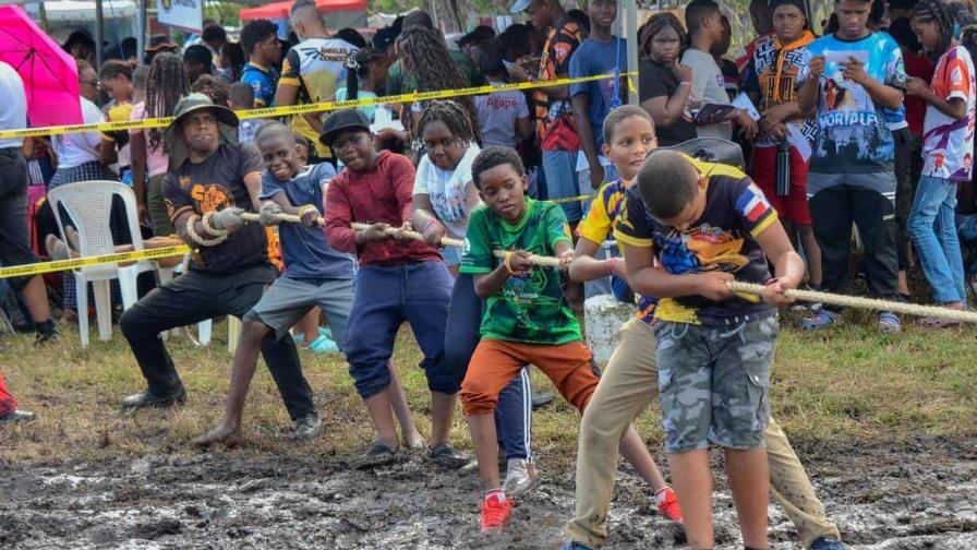 Más de 10 mil adolescentes participan en campamento nacional del Club de Conquistadores Más de 10 mil adolescentes participan en campamento nacional del Club de Conquistadores