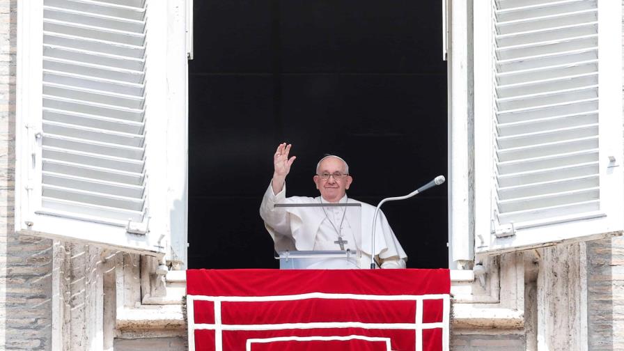 Francisco, el primer papa jesuita que llegó del fin del mundo Francisco, el primer papa jesuita que llegó del fin del mundo