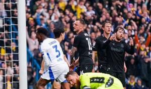 El Leeds United de Junior Firpo asciende a la Liga Premier