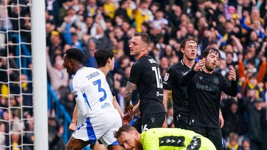 El Leeds United de Junior Firpo asciende a la Liga Premier El Leeds United de Junior Firpo asciende a la Liga Premier